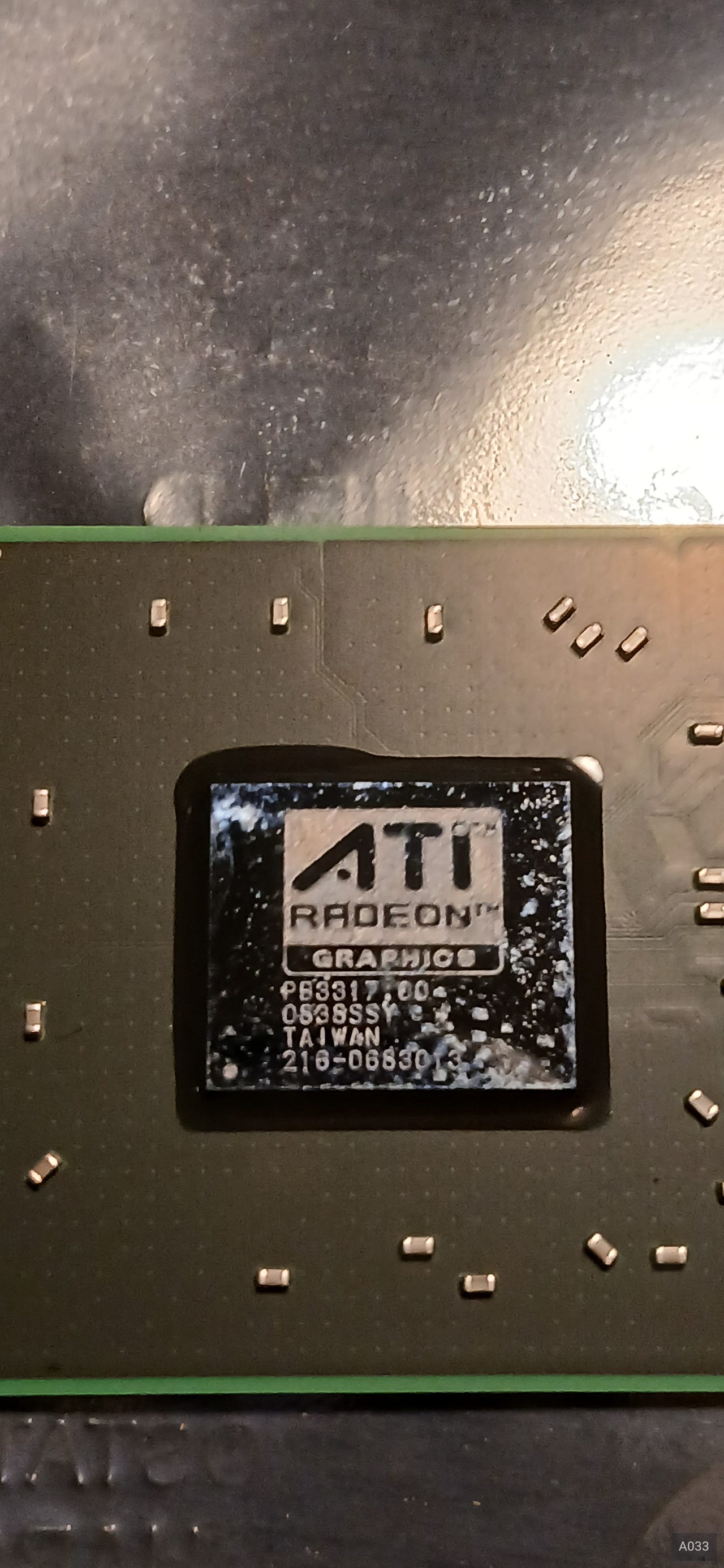 ATI 216-0683013 BGA Chip With Solder Balls
