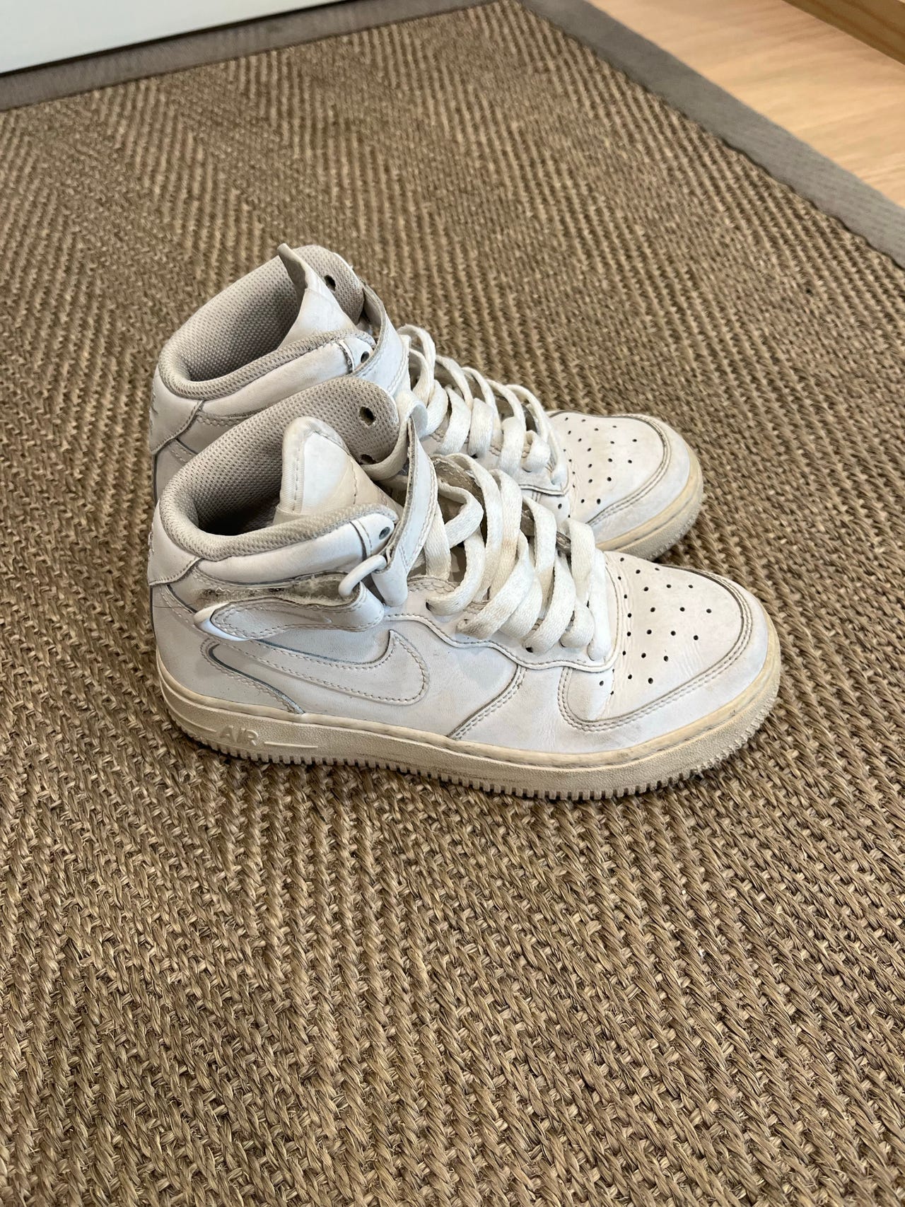 Nike Air Force -lenkkarit