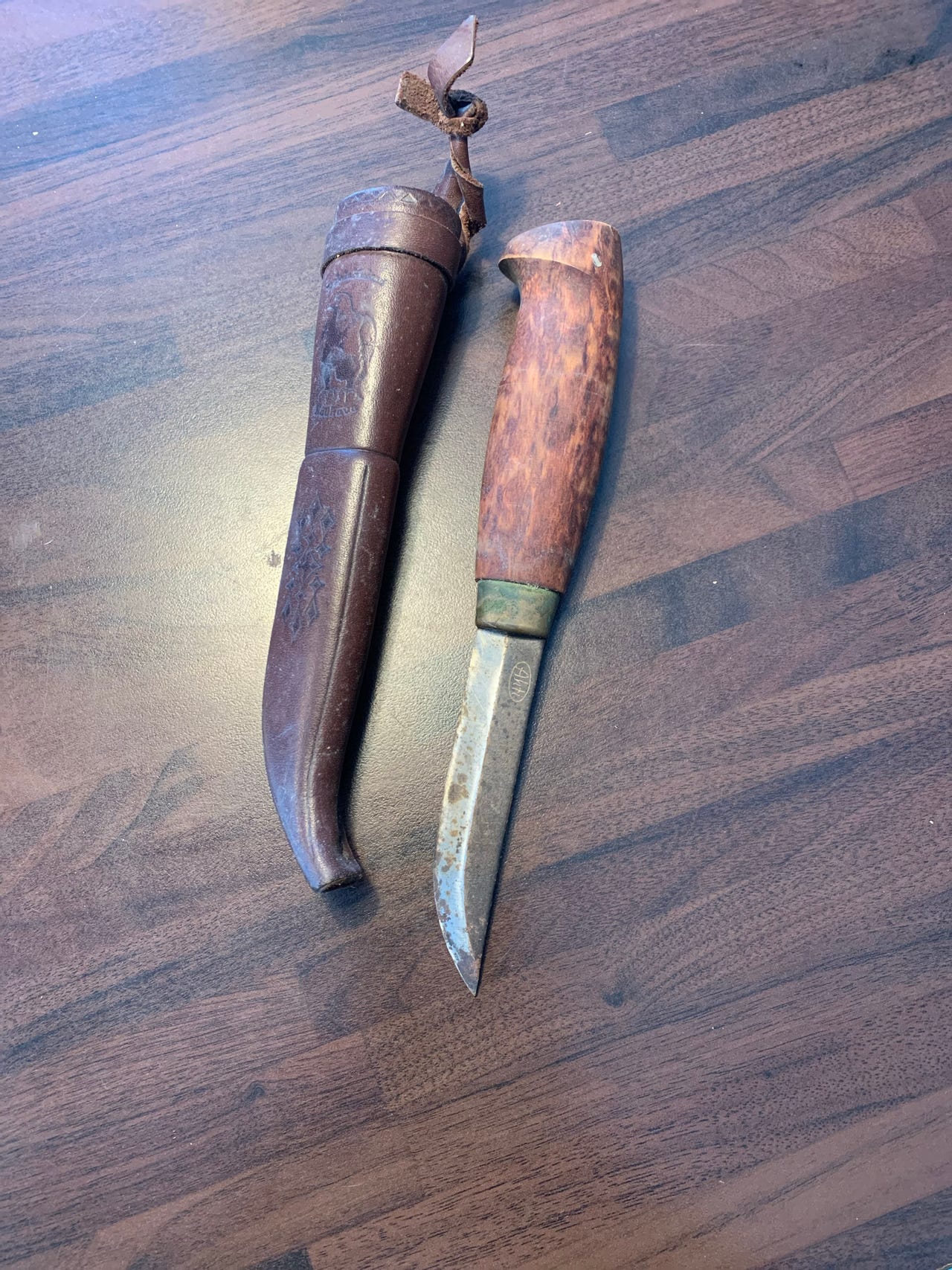 Ahti puukko nahkatuppi puuvarsi