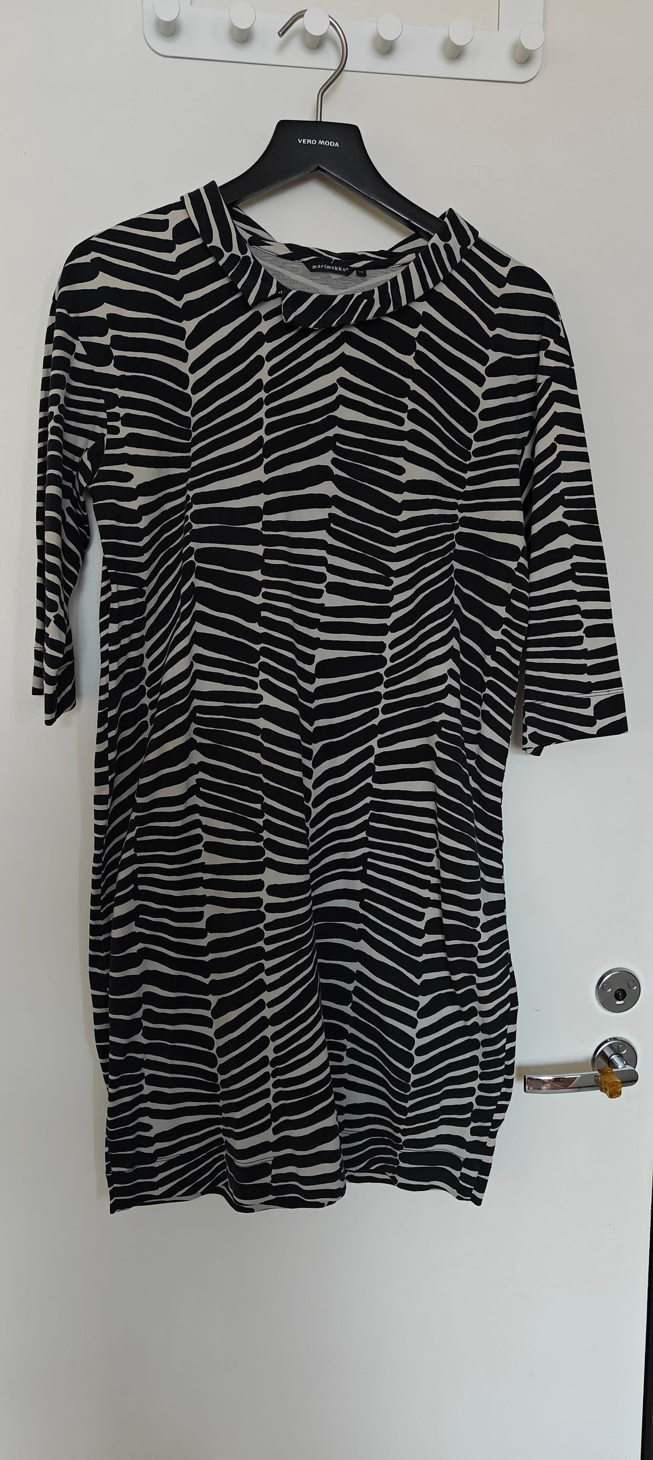 Marimekko trikoomekko