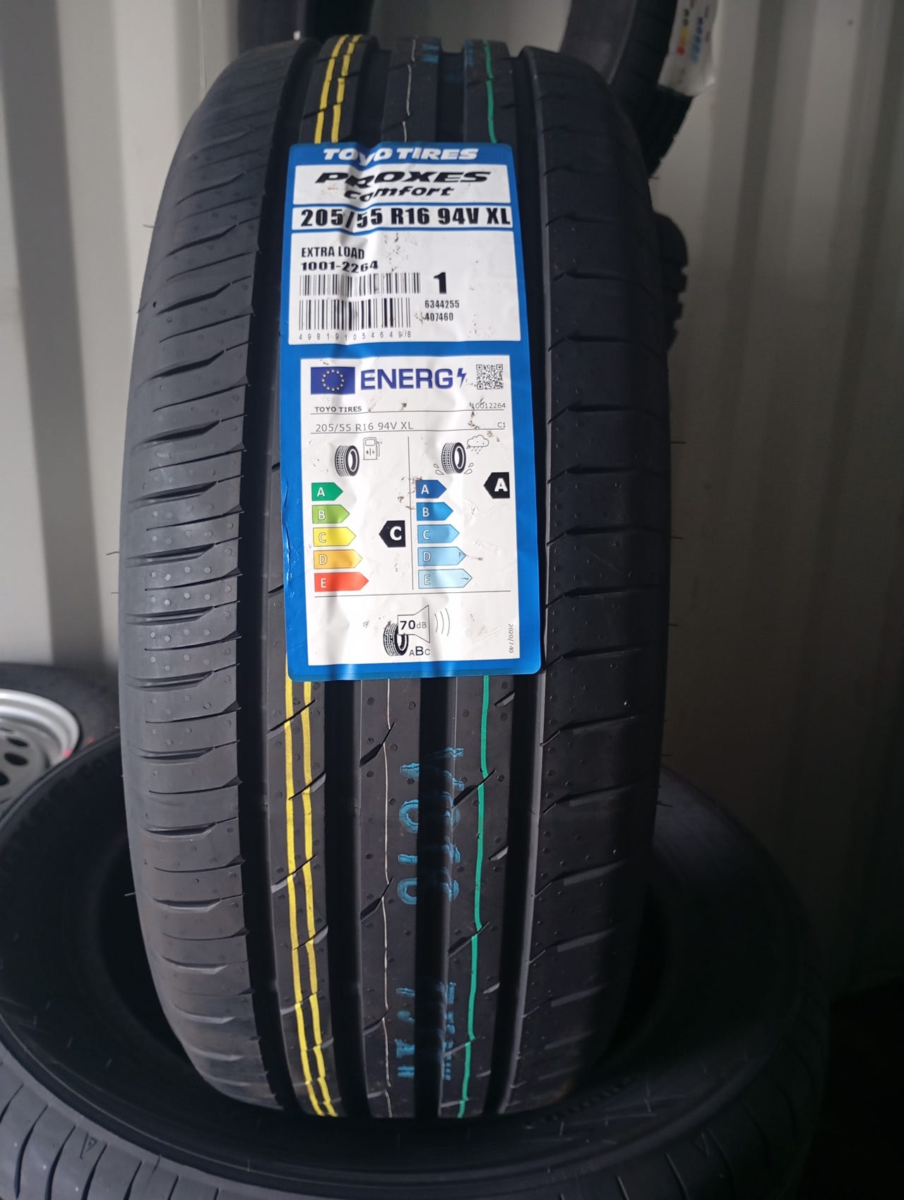 ぽよぽよ205／55R16 205/55R16 94V XL Toyo Proxes Comfort | Tori