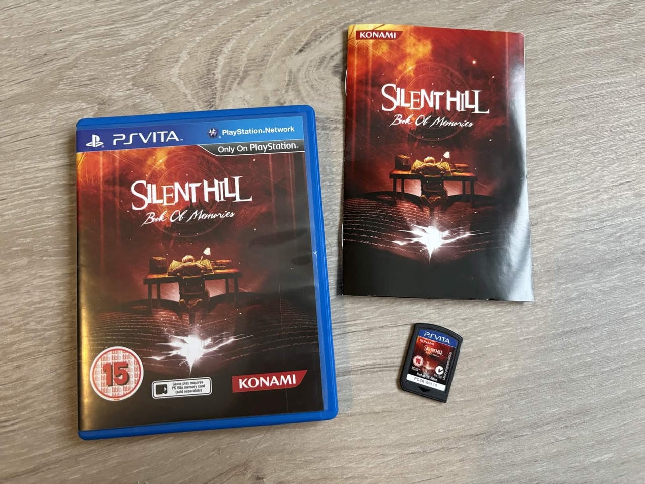 Silent Hill Book Of Memories Sur PS Vita - PAL, Complet (Bon état)