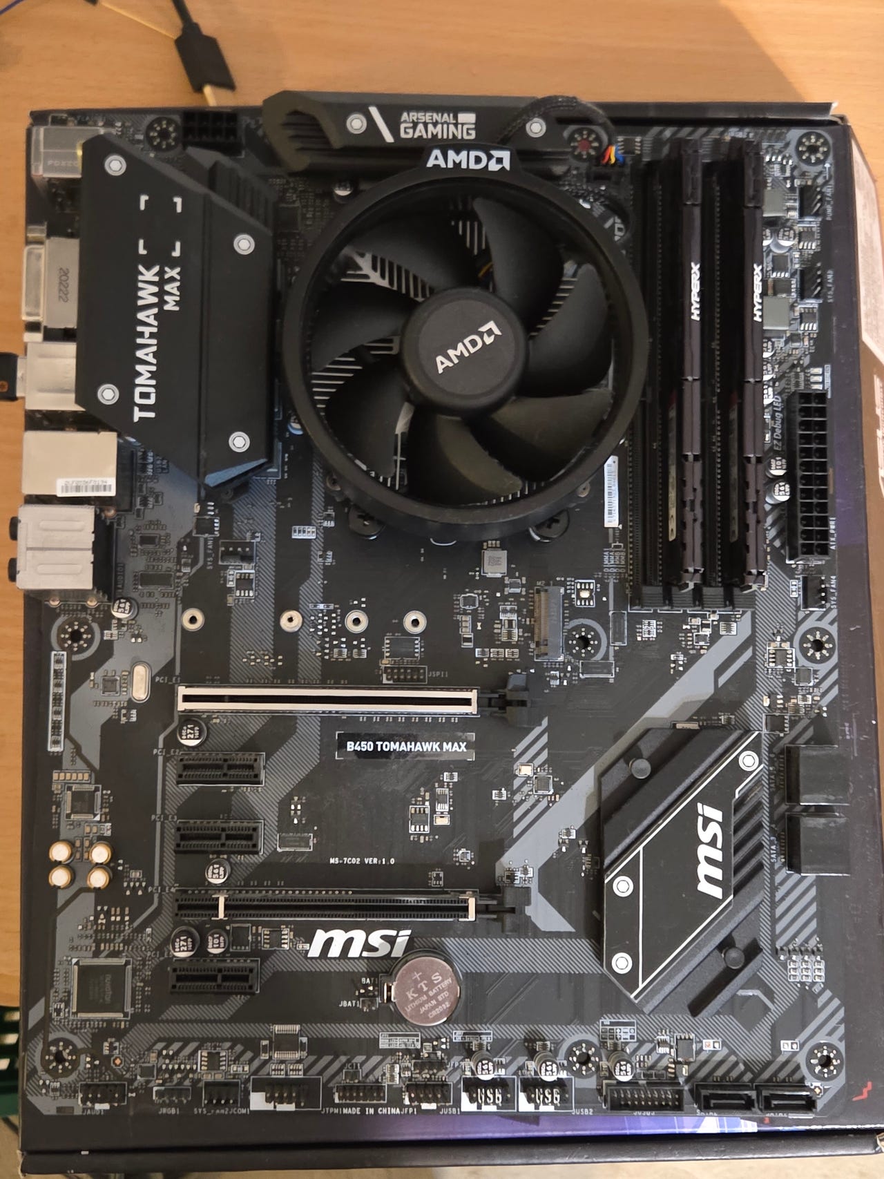 Ryzen 5 3600 (6C/12t) MSI B450 Tomahawk Max ja 16GB (2x8) DDR4