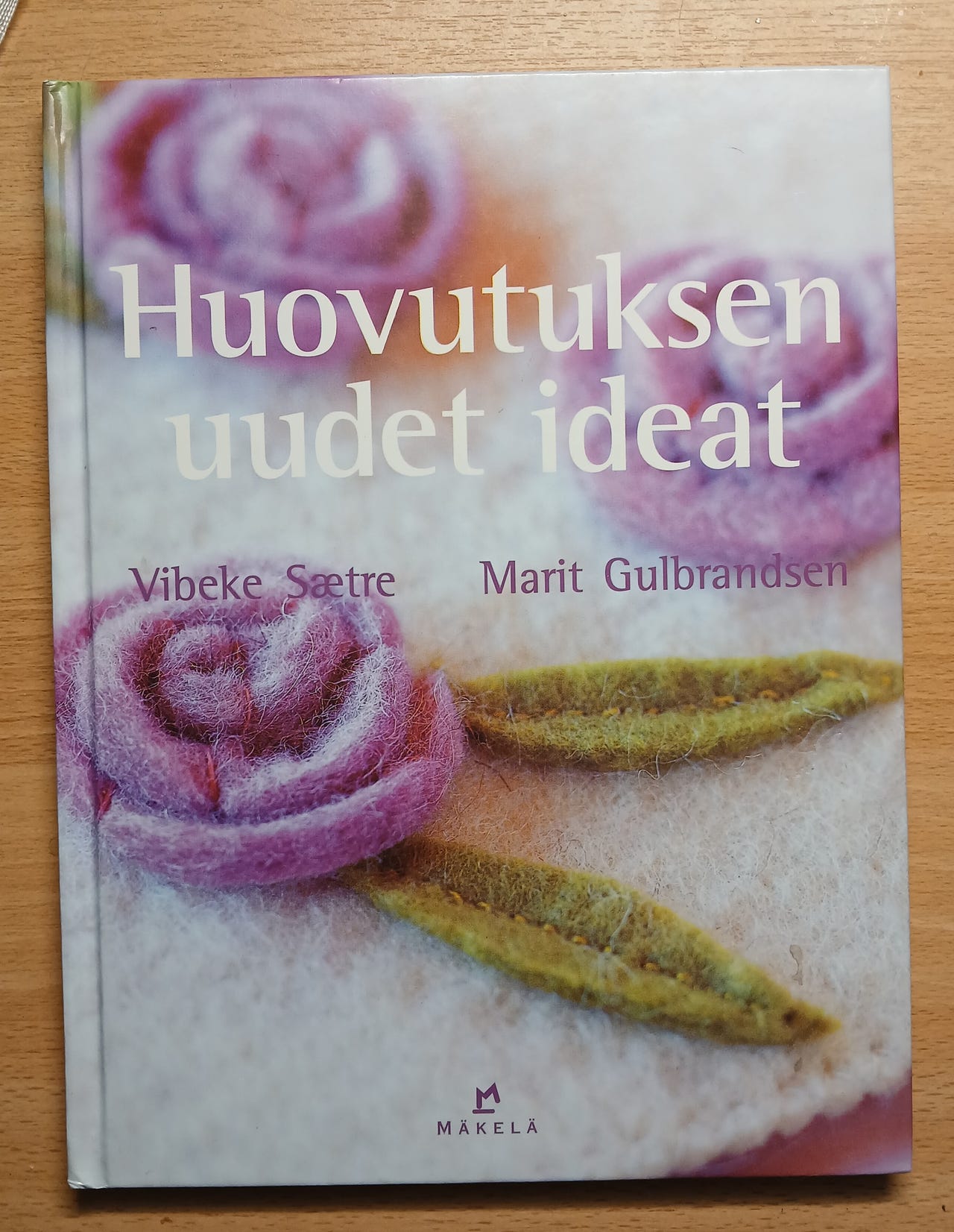 Vibeke Sætre HUOVUTUKSEN uudet ideat Kustannus-Mäkelä 2004
