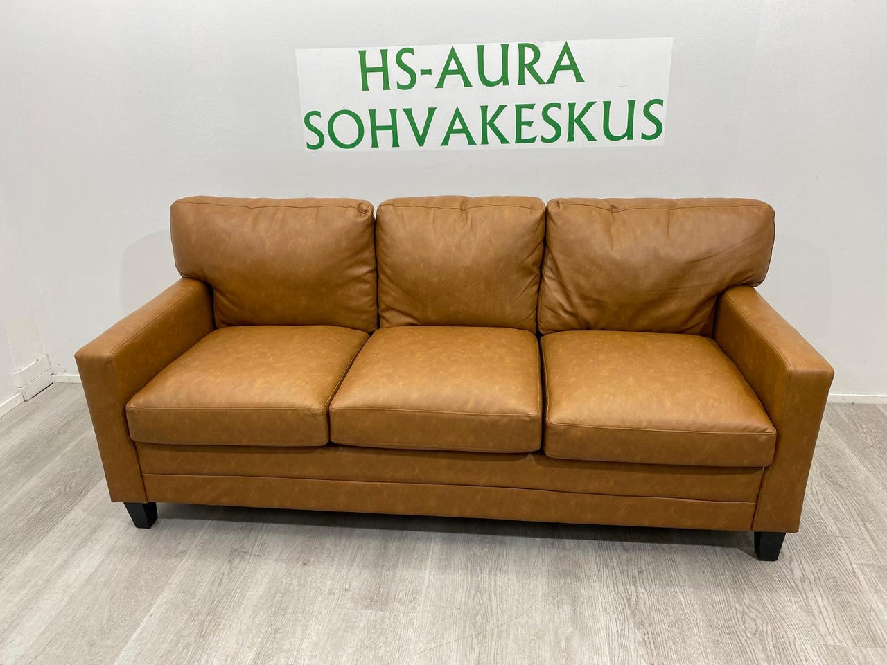 3 Istuttava Nahkasohva – Ilmainen Toimitus