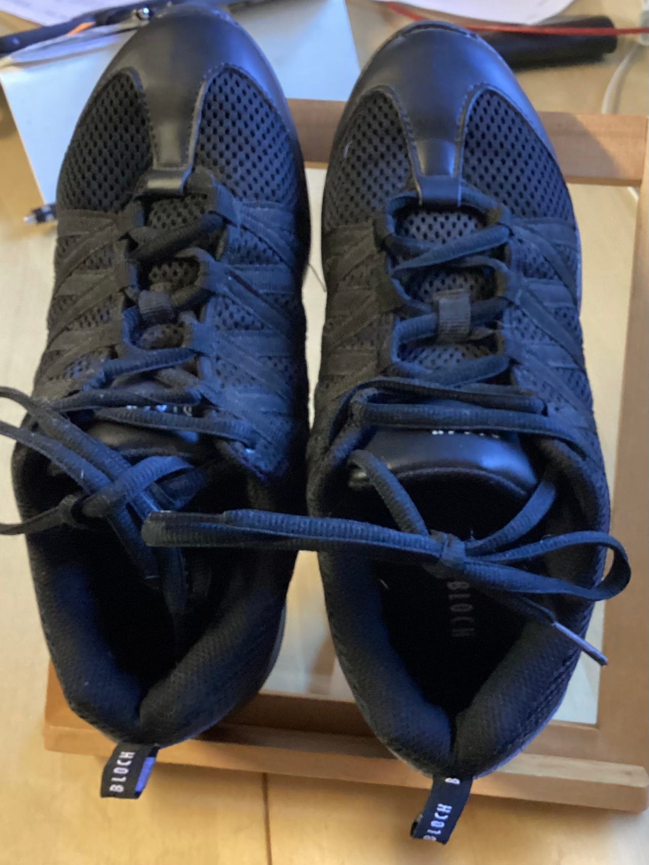 Bloch Criss Cross -tanssilenkkarit, 39