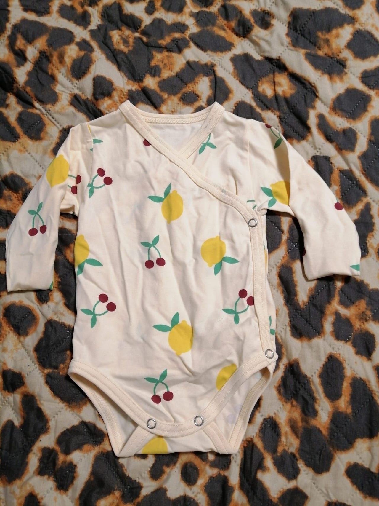 Vauvan body koko 50-56 kirjava unisex