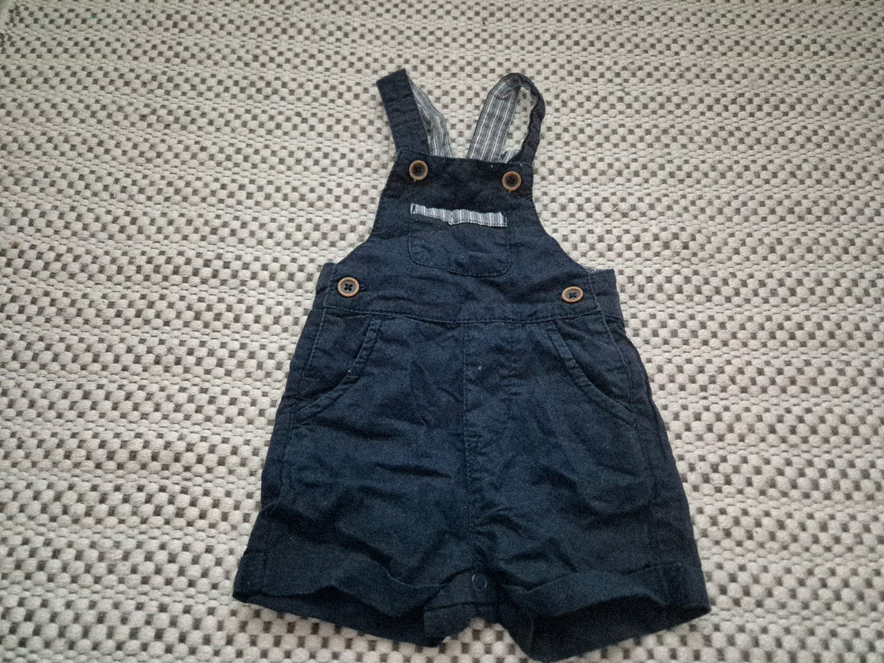Newbie shortsit koko 56