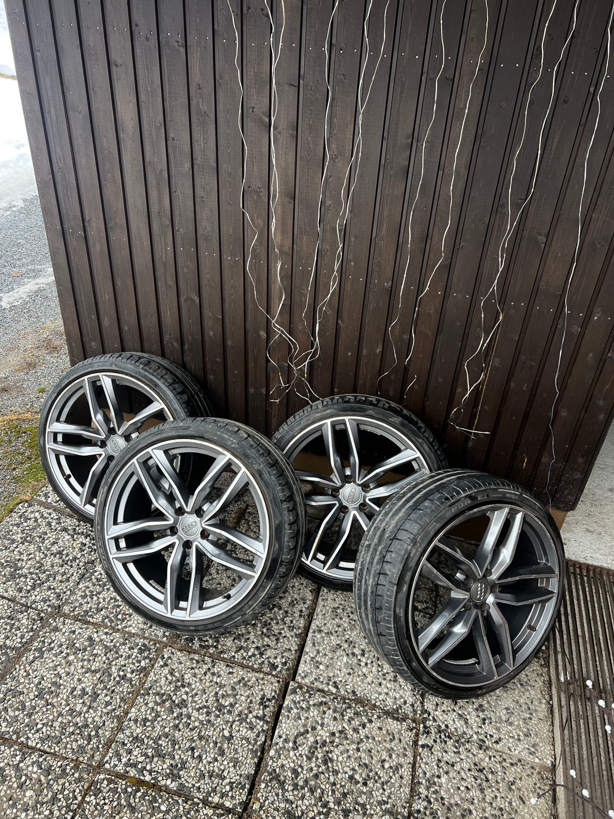 Audin vanteet 20x9 ET33 5×112