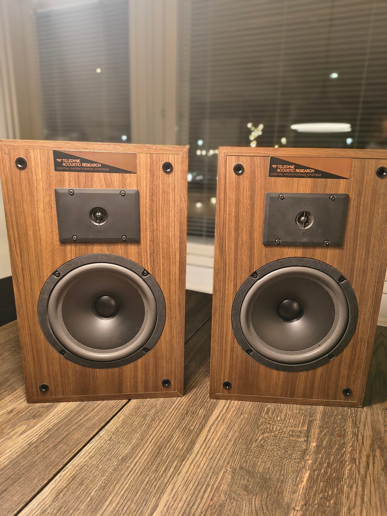 Acoustic Research AR-18BX | Tori