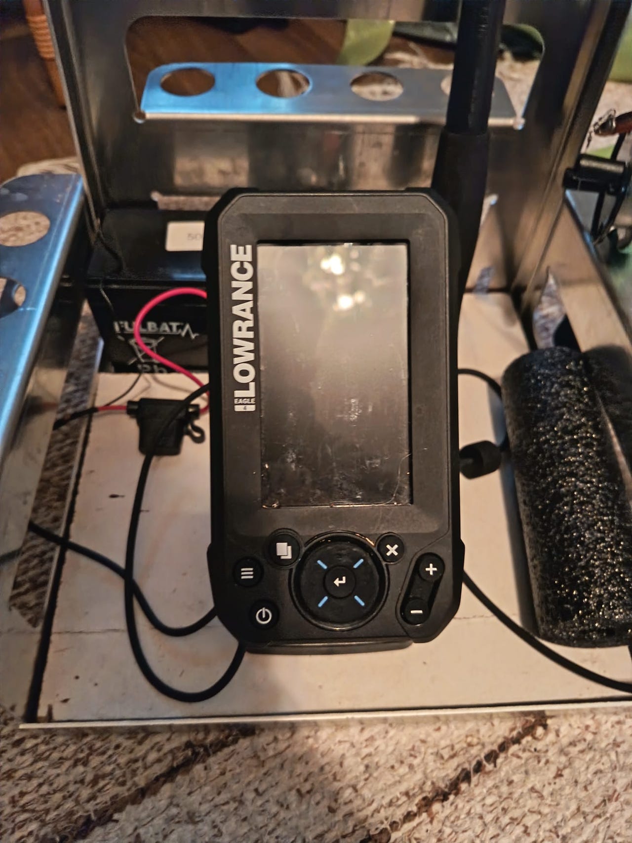 Lowrance kaikuluotain