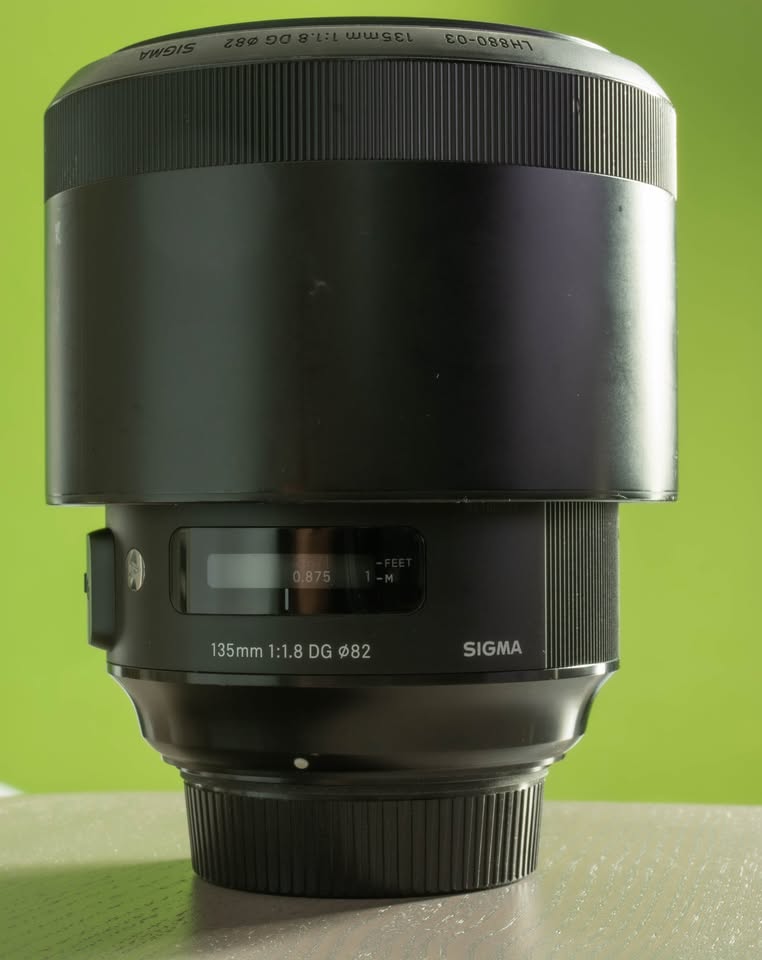 Sigma 135mm f/1.8 DG HSM Ar Nikon F