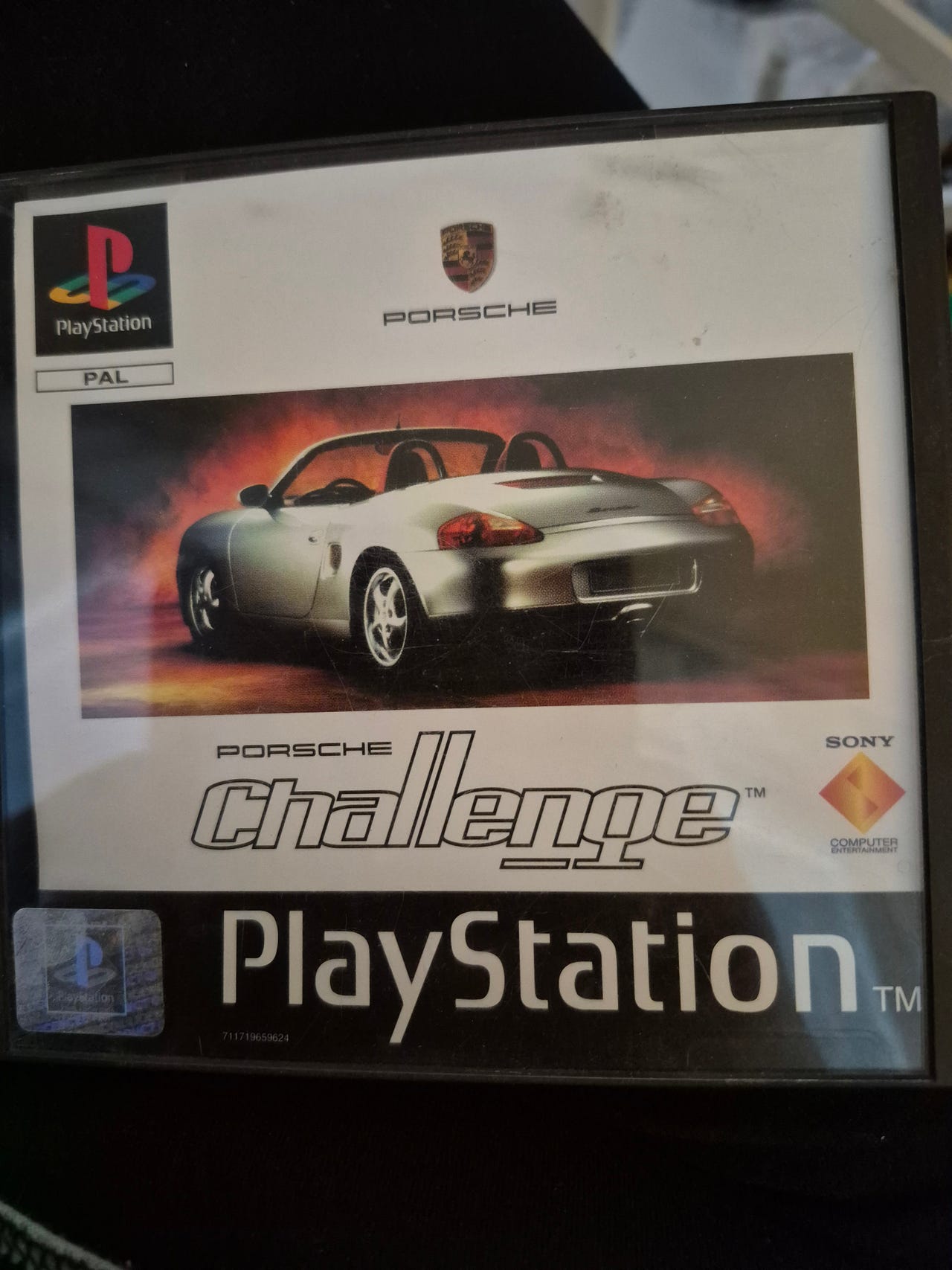 Playstation peli porsche challenge