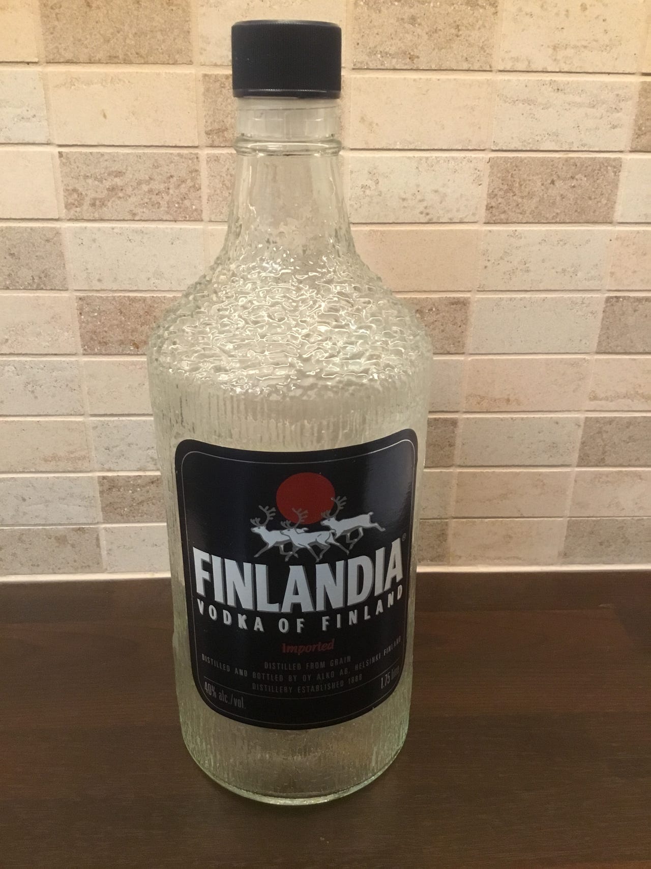 Vintage Tapio Wirkkala Finlandia Vodka -pullo 1,75 l | Tori