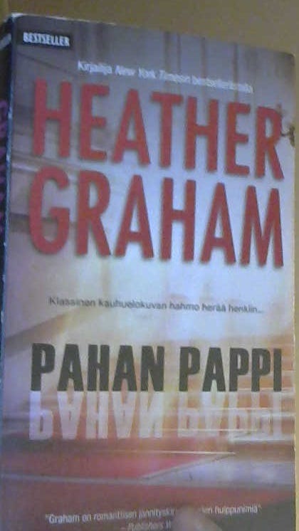 Heather Graham: Pahan pappi (nidottu, suomenkielinen, 2012)
