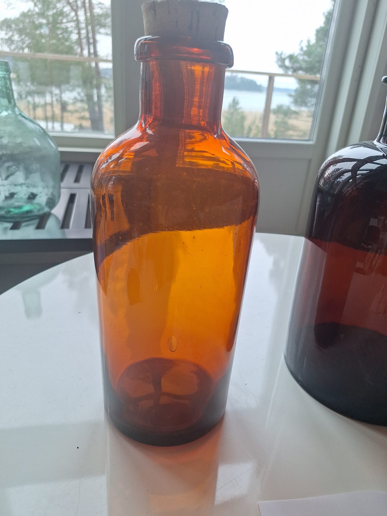 vintage apteekkaripullo
