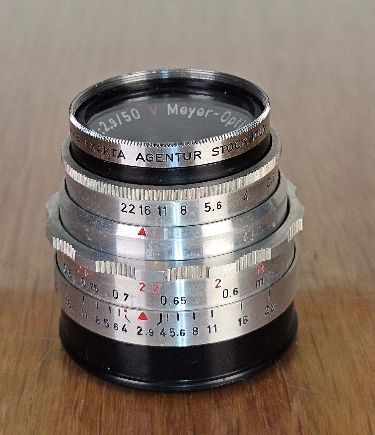 Meyer Optik Gorlitz Trioplan 50mm F2.9 Red V - M42 | Tori
