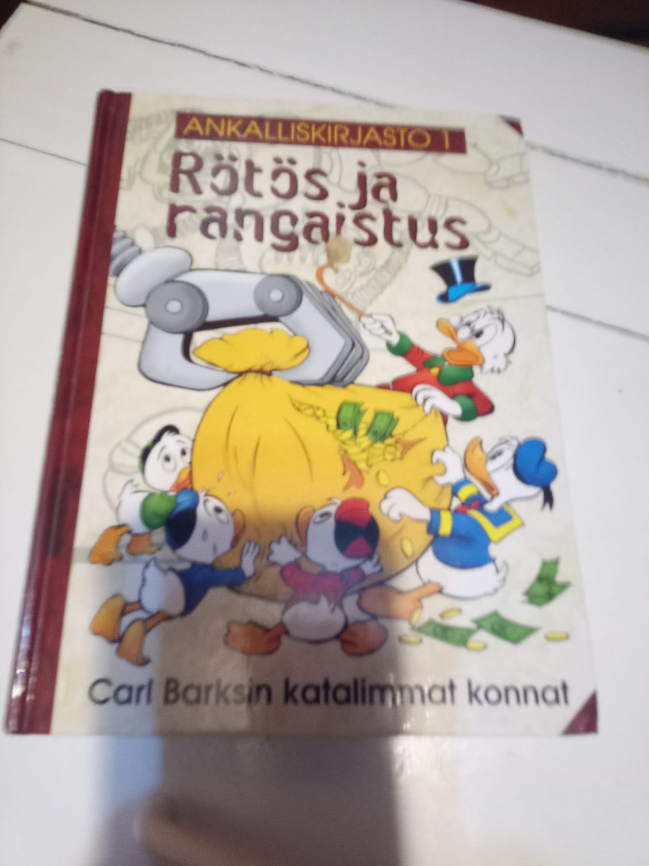 Ankallis kirjasto 1 rötös ja rangaistus