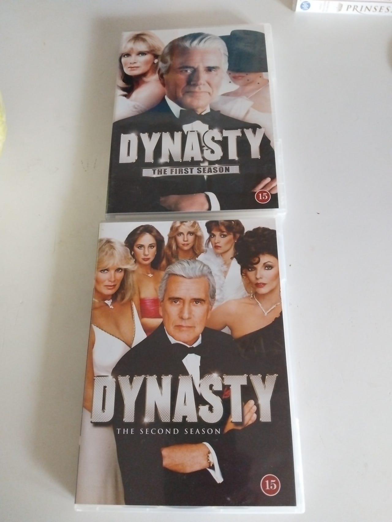 Dynasty kaudet 1–2 DVD-boksi