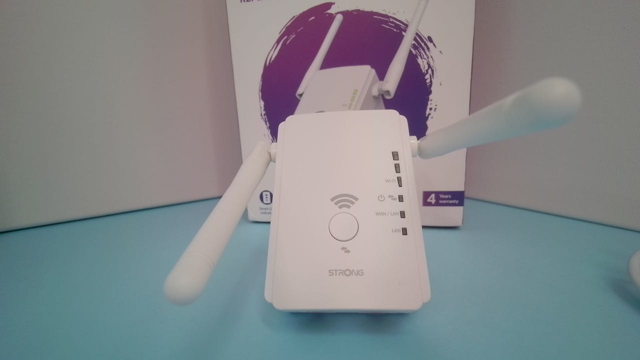 Strong Wi-Fi -laajennin / toistin (300 Mbit/s)