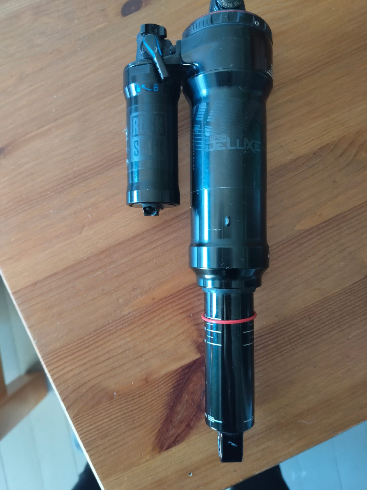 Rock shox super deluxe takaiskari 250 x 70mm