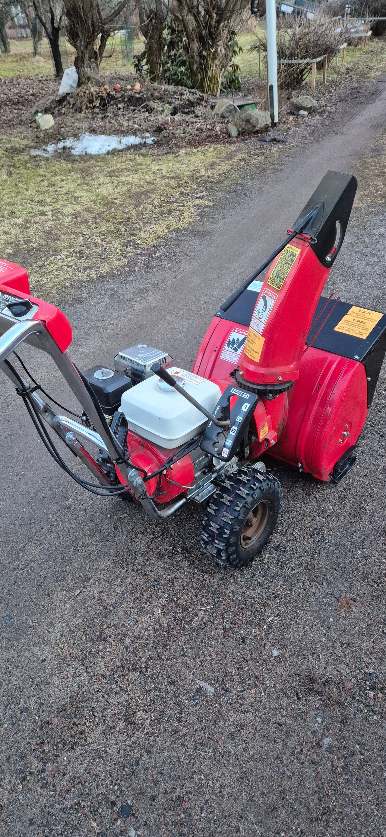 Honda HS522 lumilinko