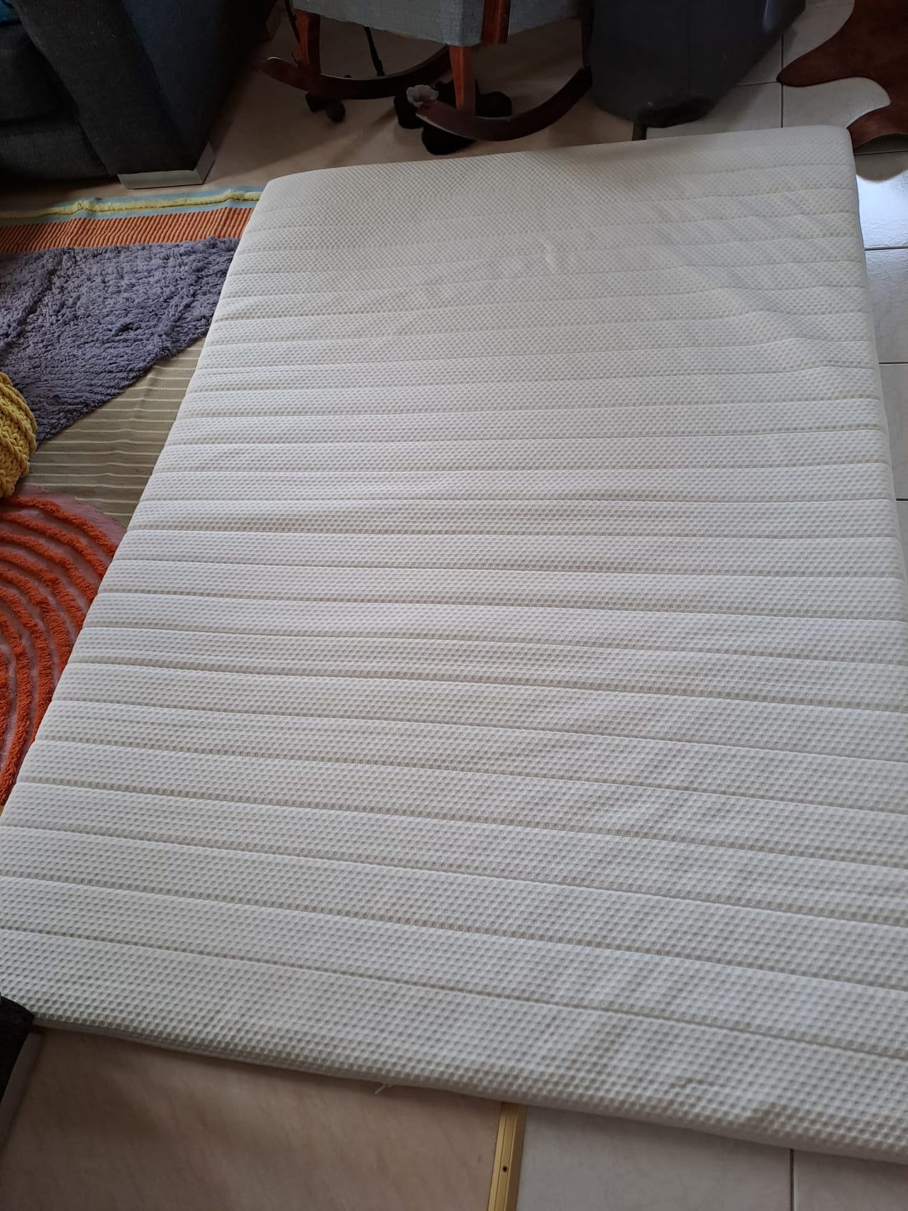 IKEA NISSEHOLM sijauspatja valkoinen
