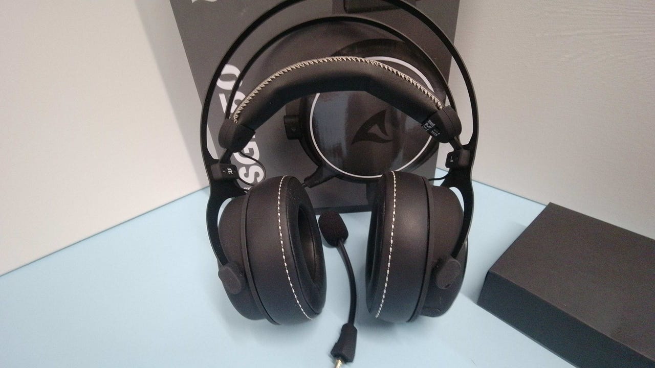 Sharkoon Skiller SGH50 -pelikuulokkeet (Hi-Res Audio)