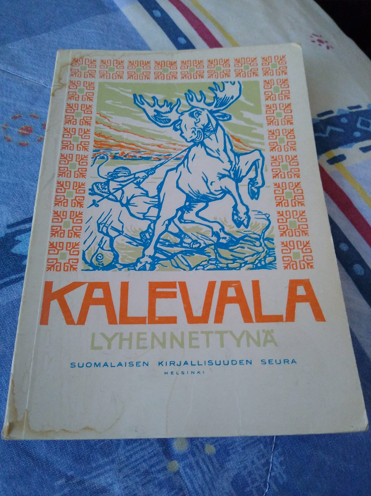Suomalaisen Kirjallisuuden Seura Kalevala lyhennettynä kirja