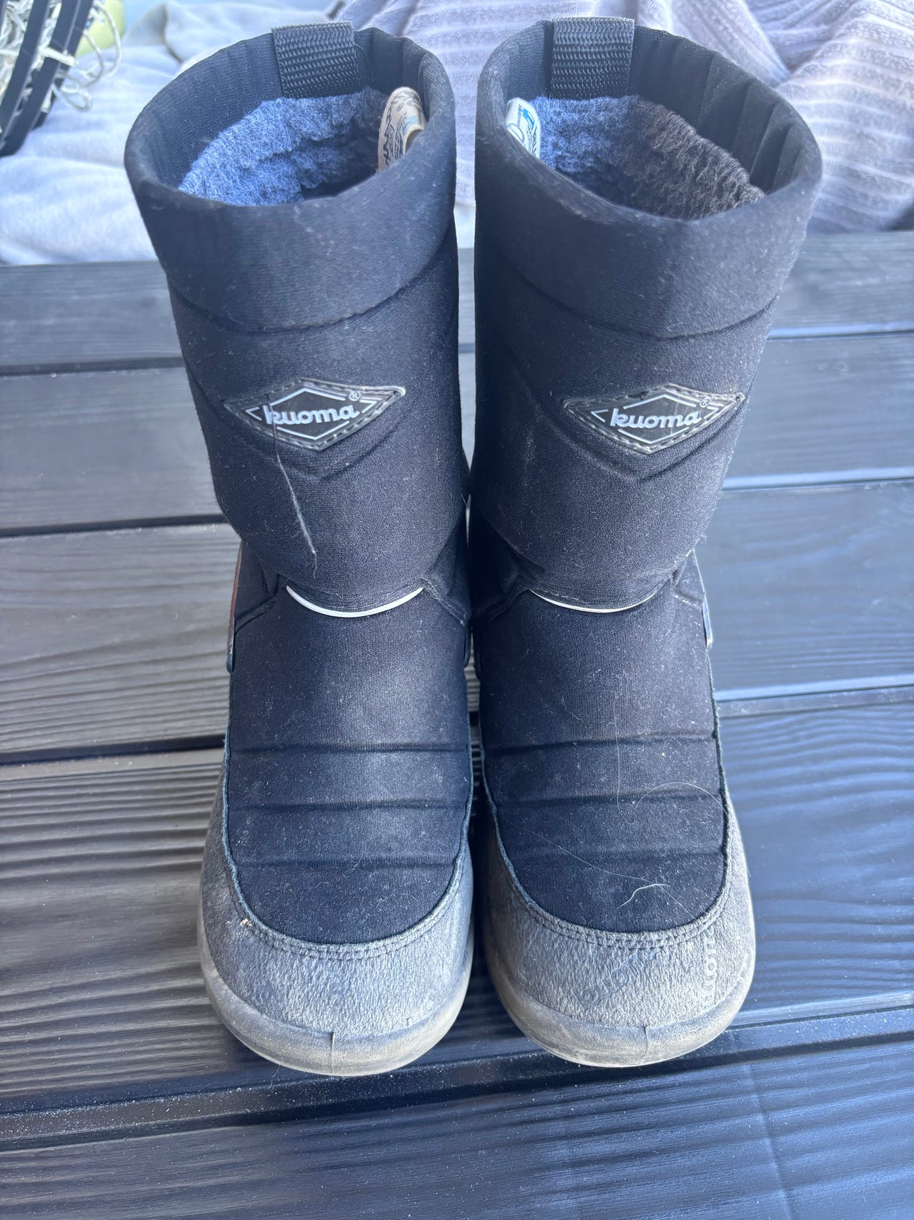 Kuoma lasten talvikengät koko 35 musta unisex