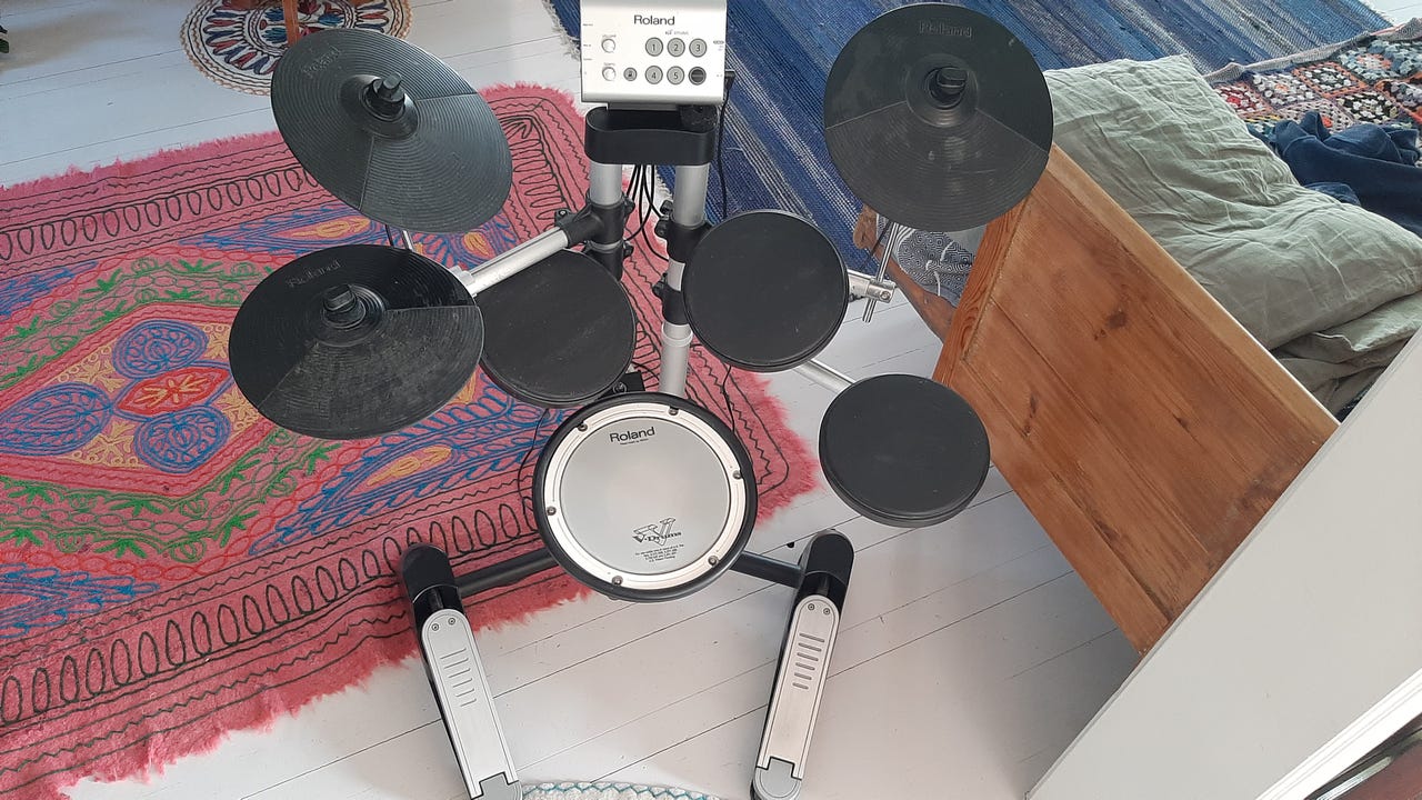 Roland  HD-1 V-Drums Lite  sähkörummut