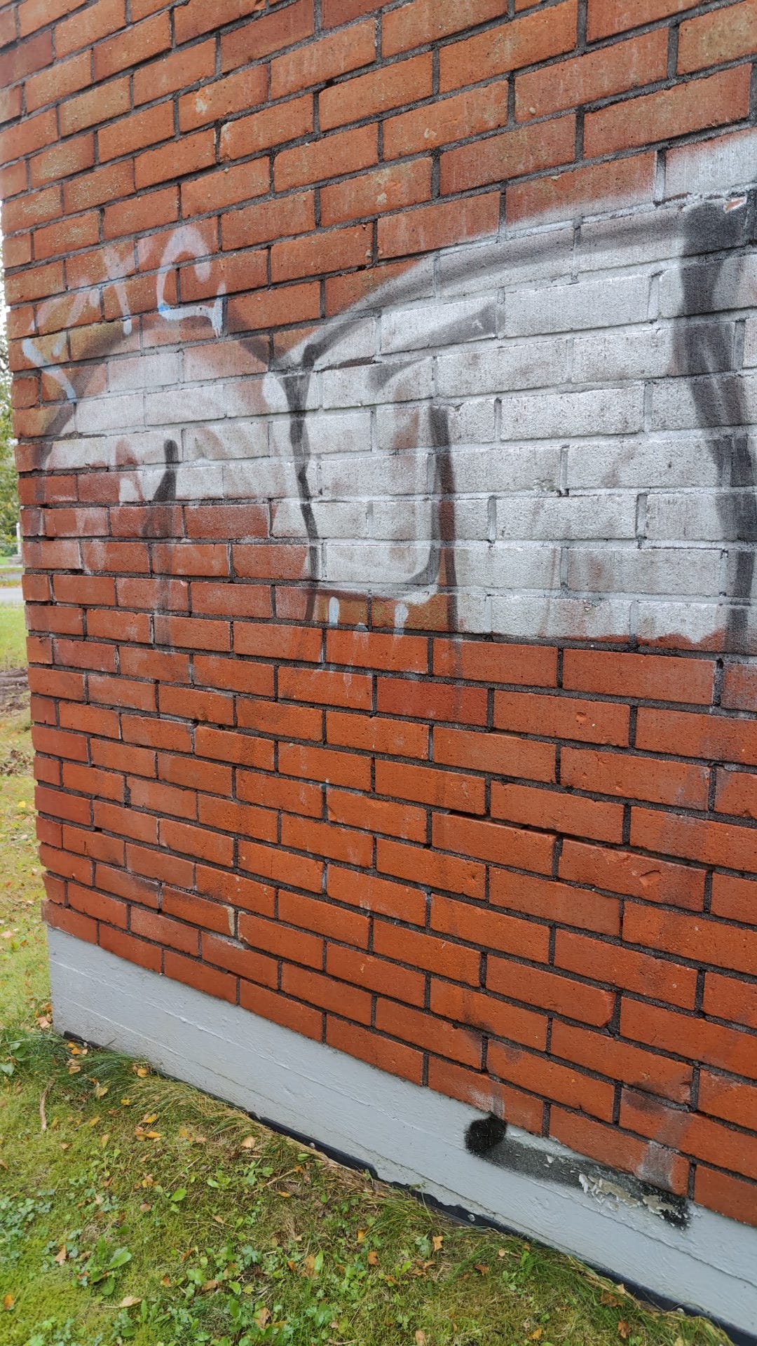 Graffitien poistot