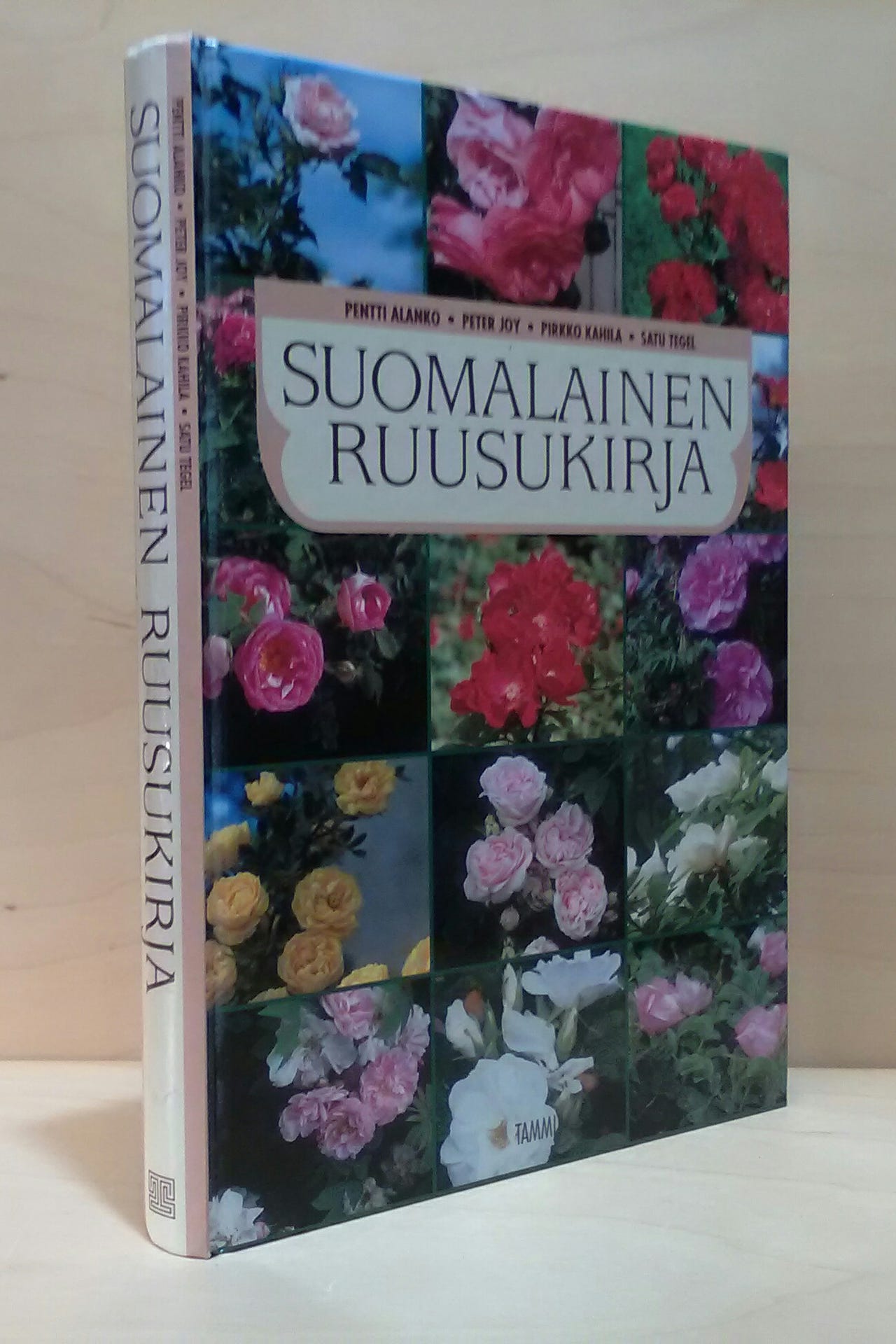 Pentti Alanko: Suomalainen ruusukirja