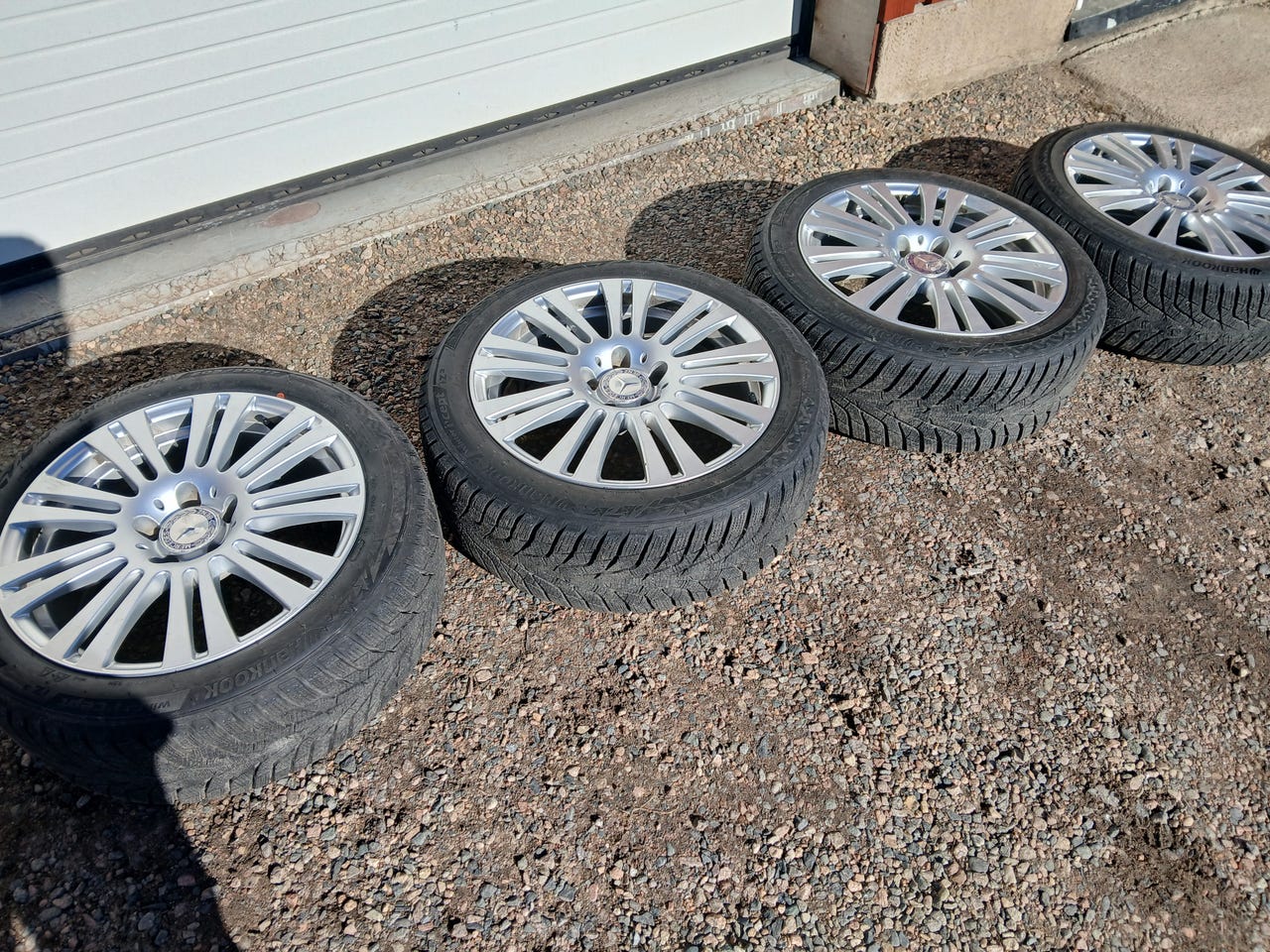 MB vanteilla 17kitkarenkaat.