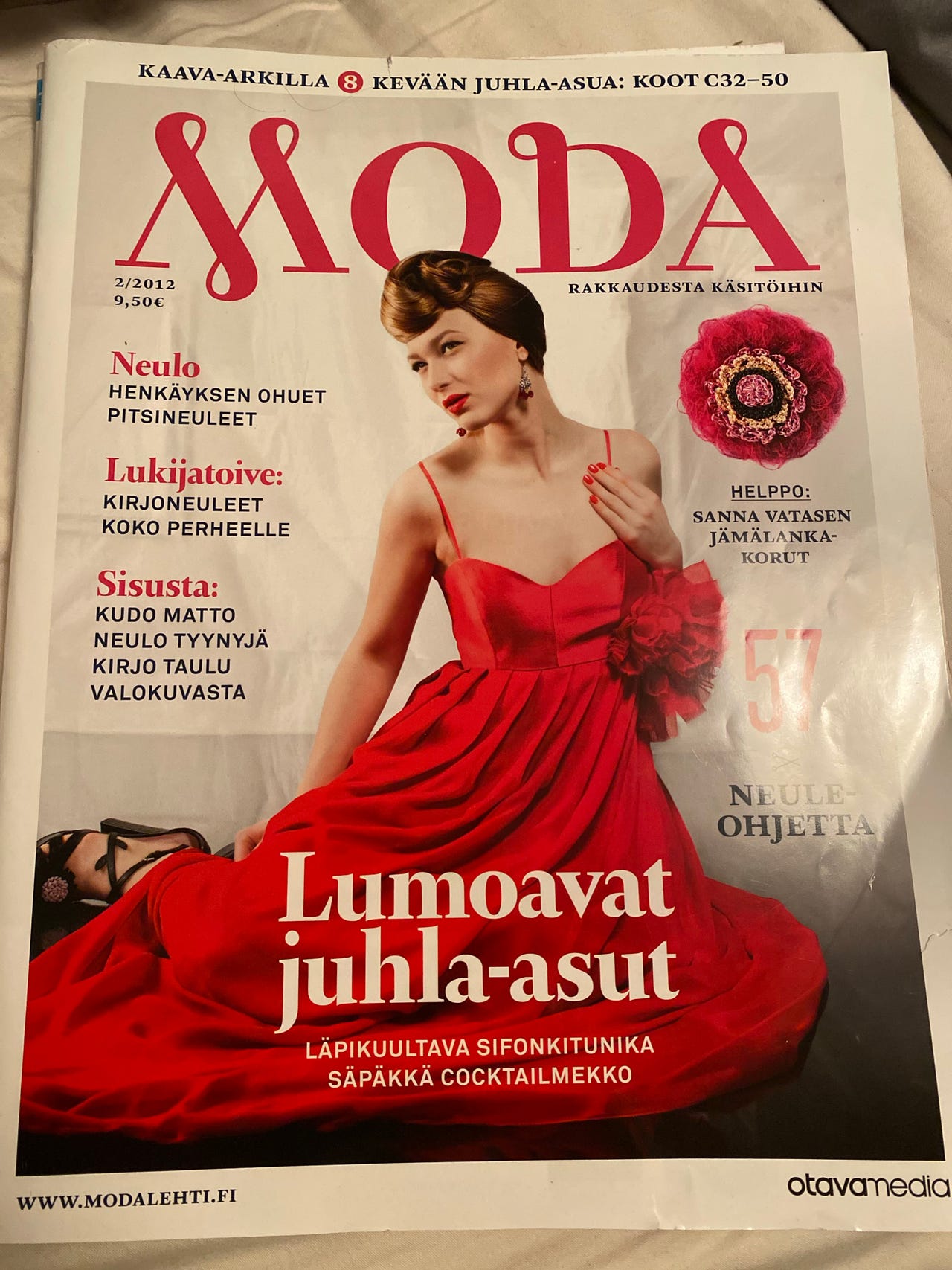 Moda käsityölehti 2/2012