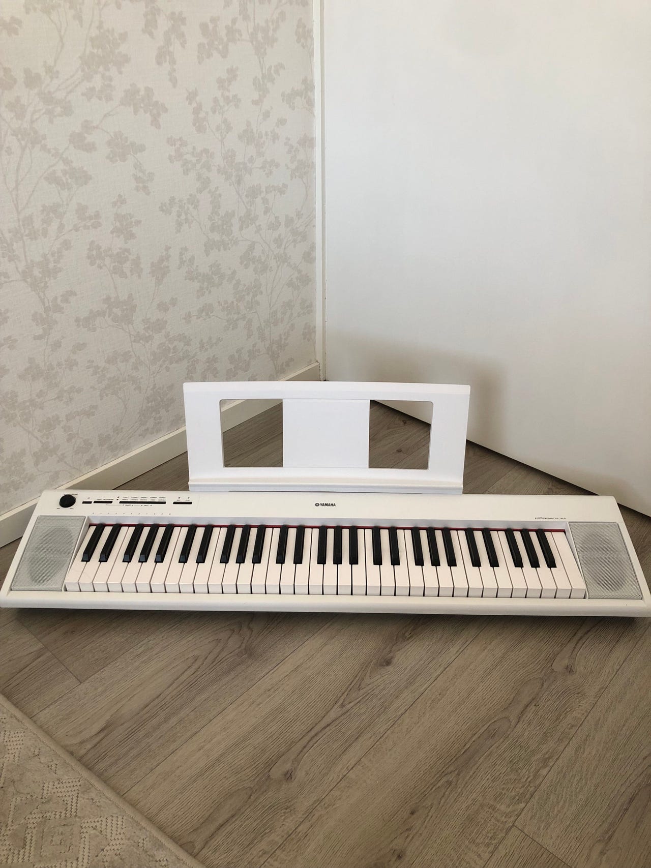 Yamaha Piaggero NP-12 digitaalipiano valkoinen | Tori