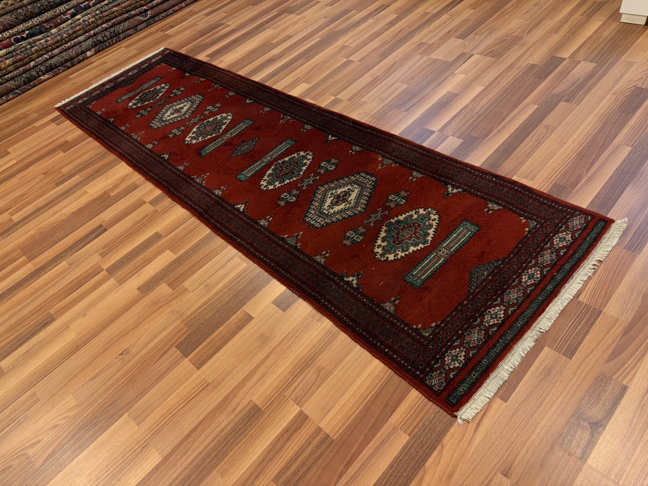 Käsinsolmittu Pakistanilainen Lahore matto 275*80