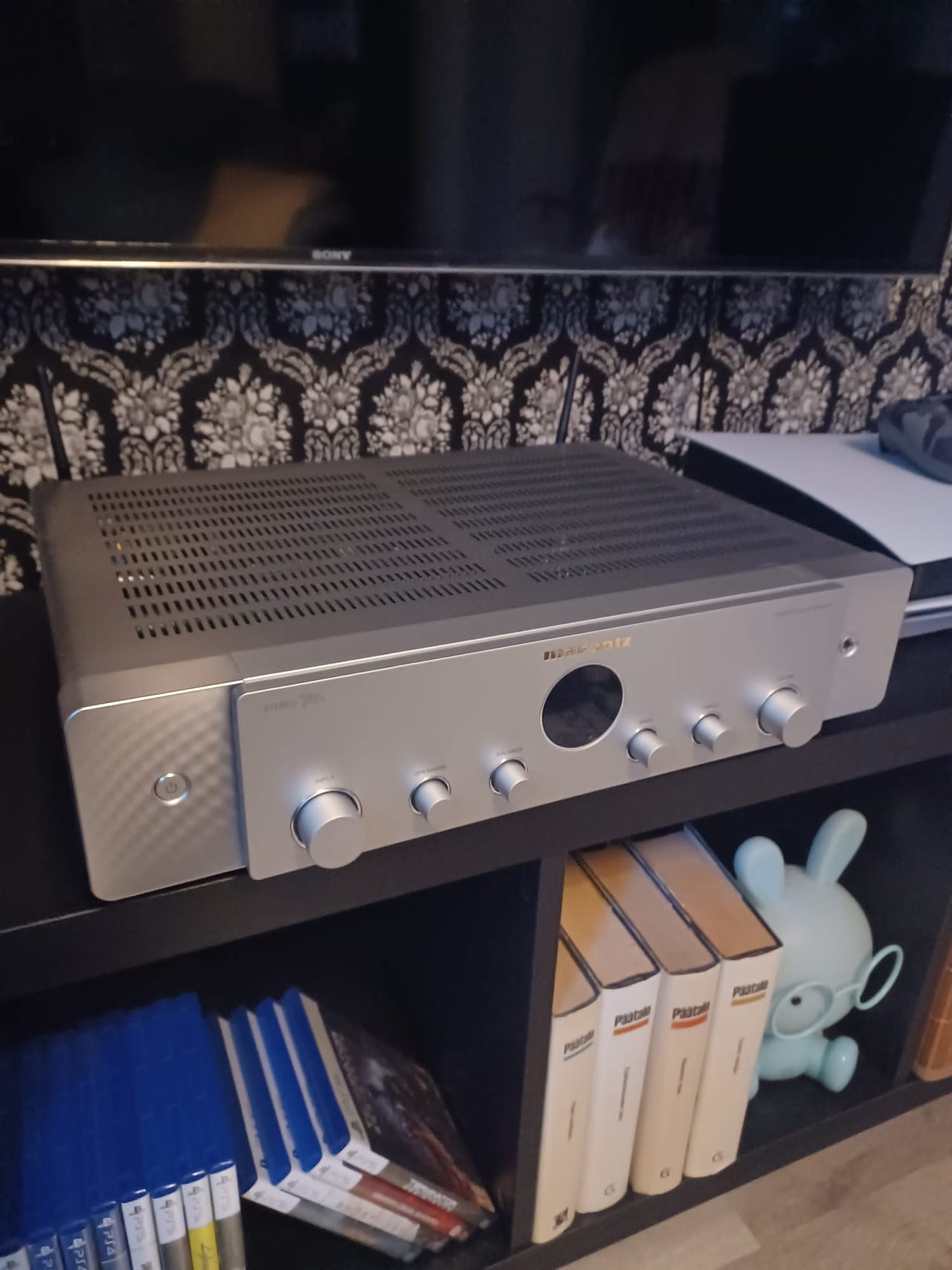 Marantz stereo s70
