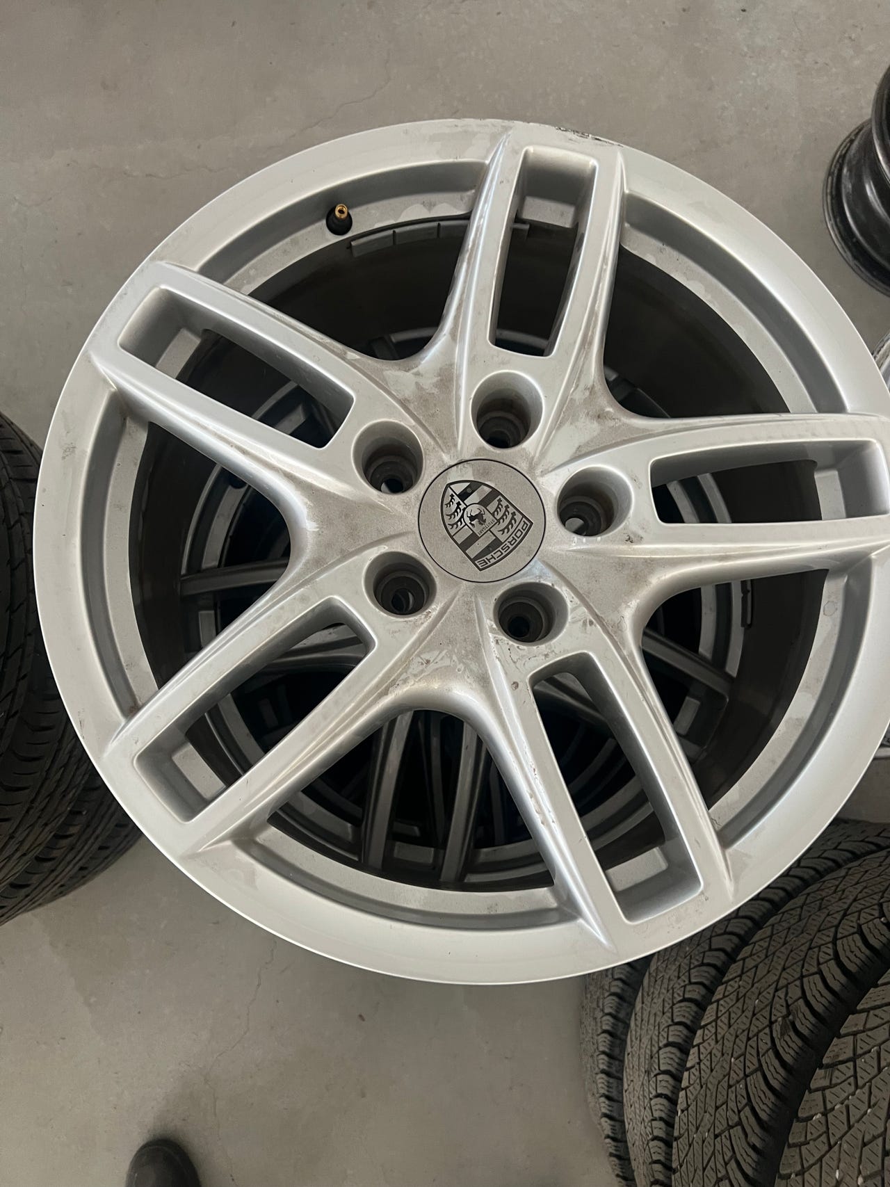 Porsche Cayenne Turbo 8,5”19 Uudet alkuperäiset Alumiinvanteet vm