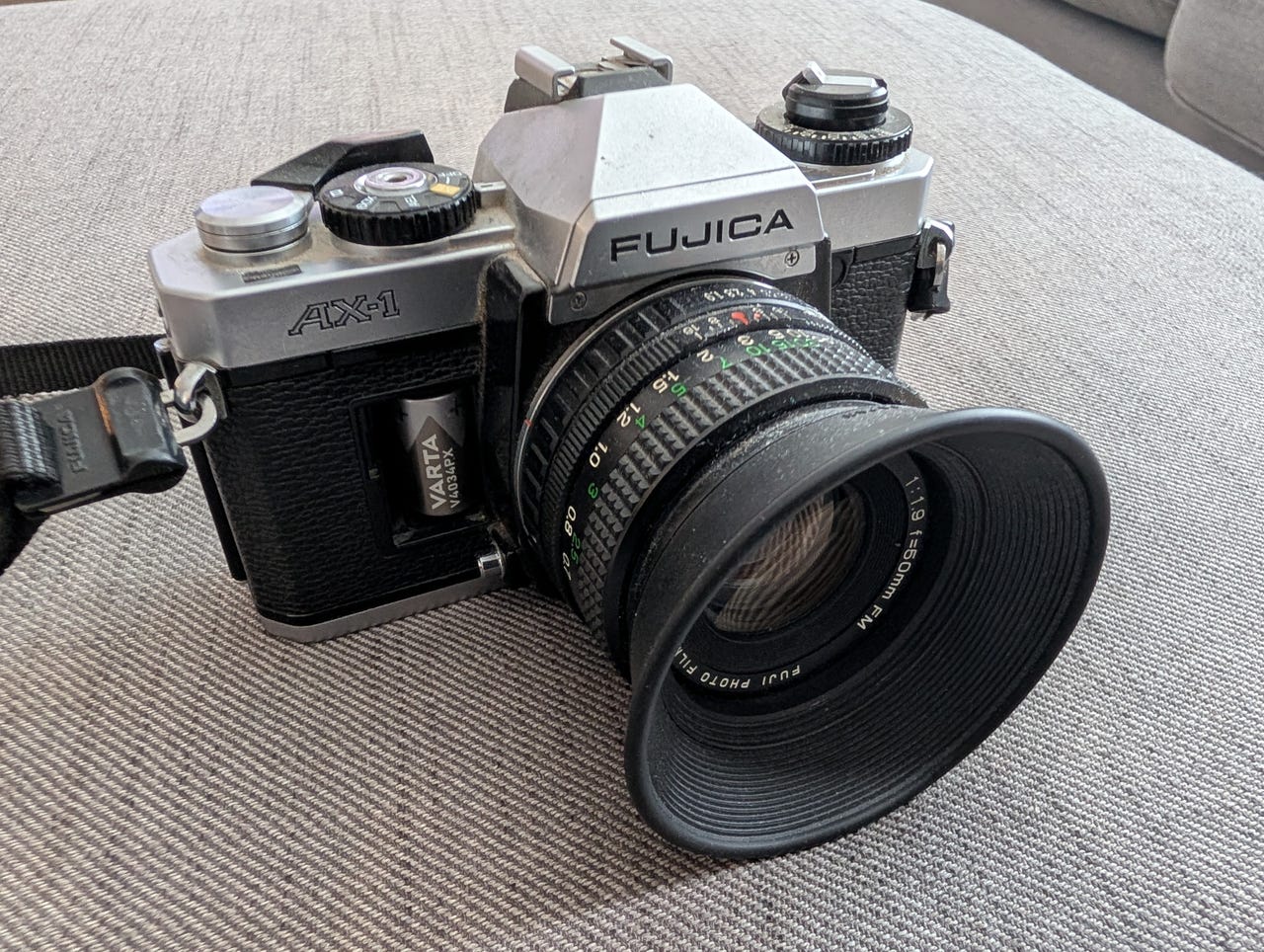 FUJICA AX-1 + X-FUJINON 50MM F1.9 | Tori