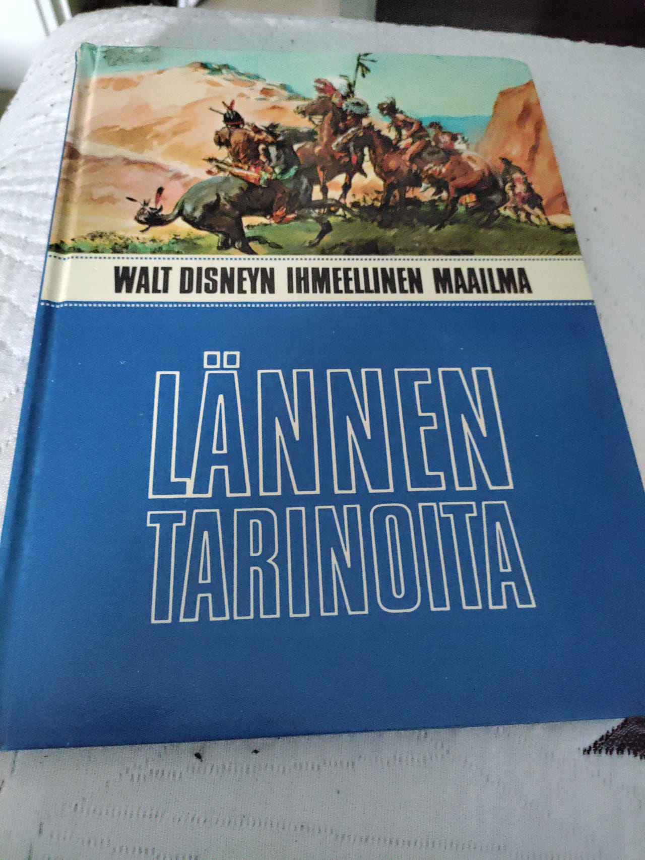 Walt Disneyn ihmeellinen maailma Lännen tarinoita kirja