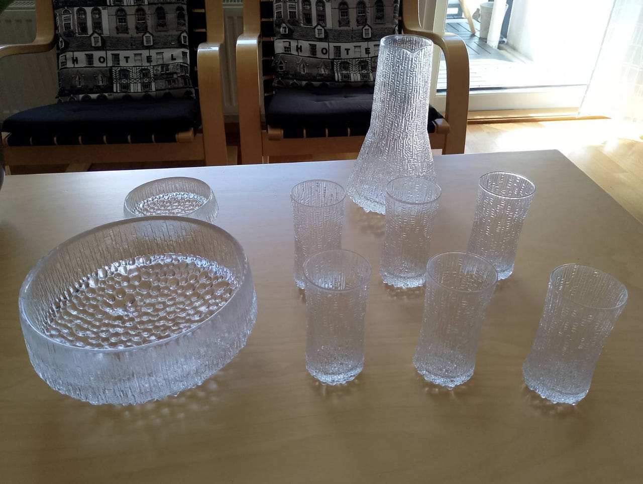 Iittala Ultima Thule astioita