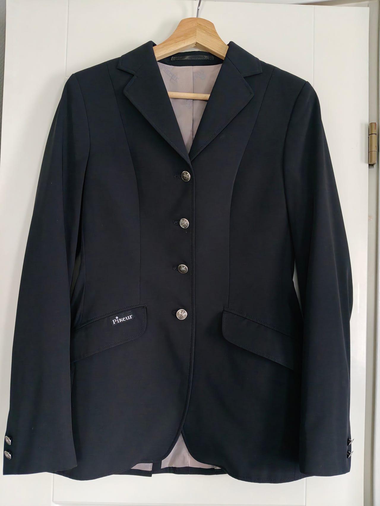 Pikeur Epsom kisatakki koko 72