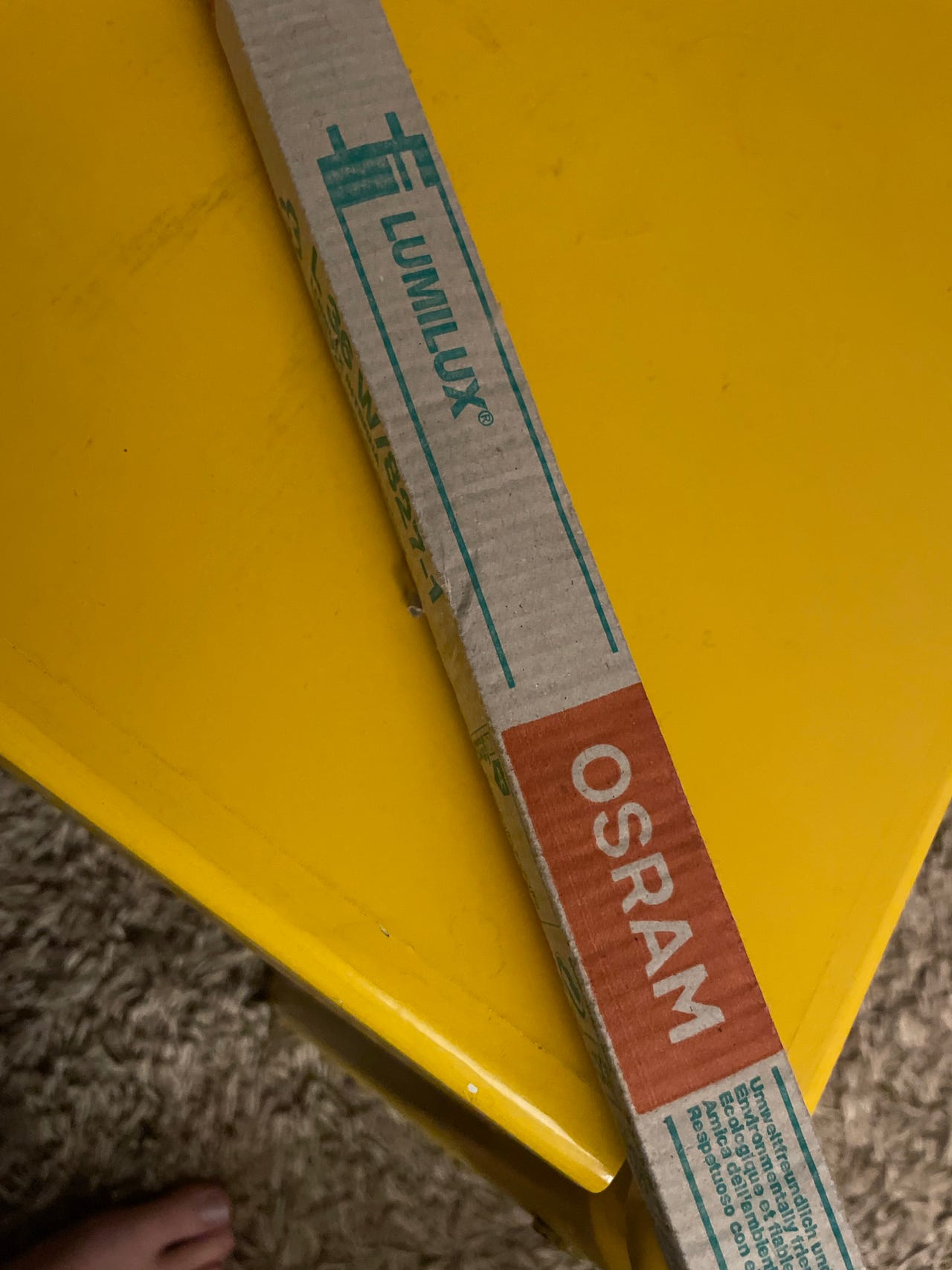 Osram loisteputkilamppu