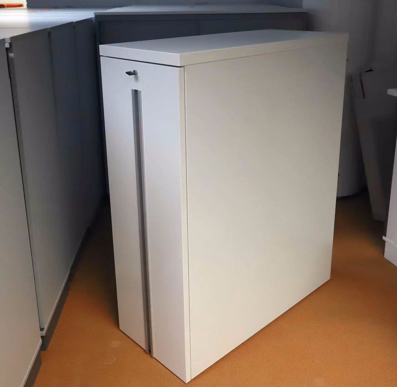 Martela Big apteekkarinkaappi - useita varastossa