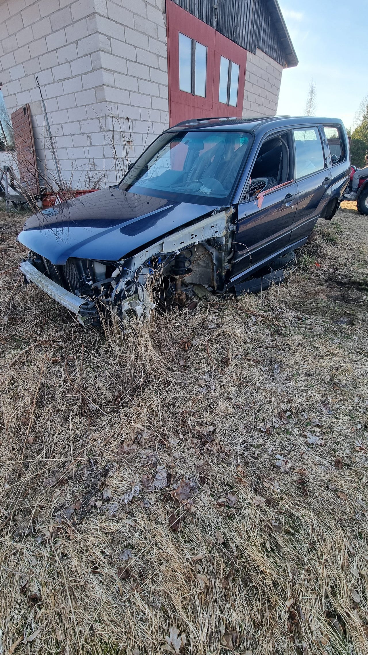 Subaru Forester laatikko, perä, pellit
