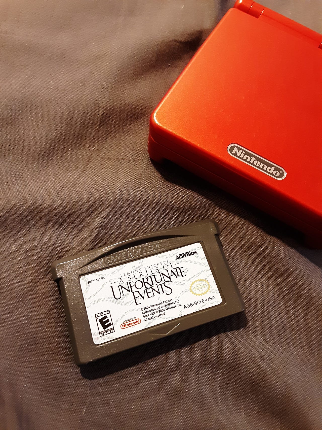 Surkeiden sattumusten sarja Game Boy peli