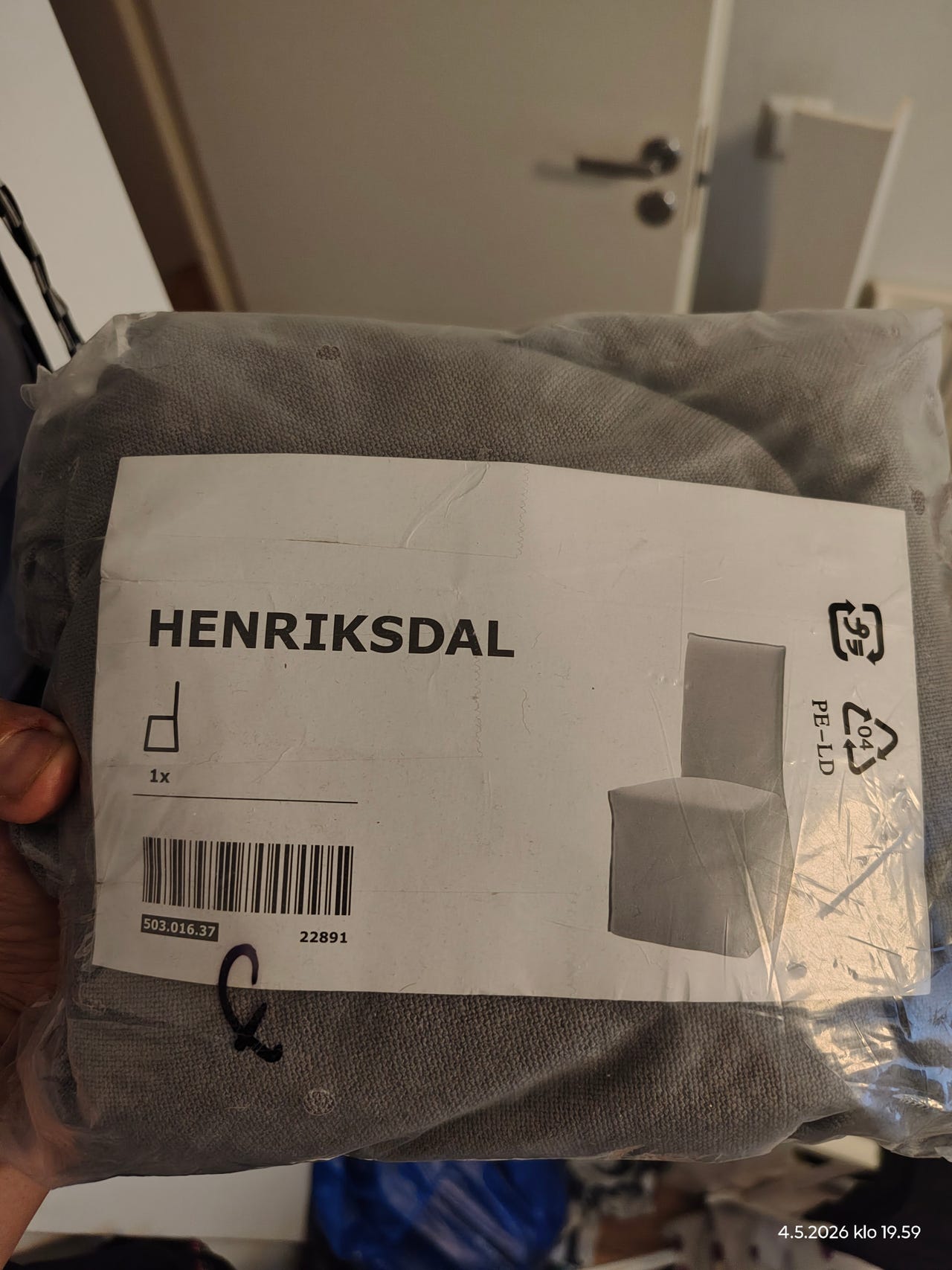 HENRIKSDAL-tuolin pitkä päälliset