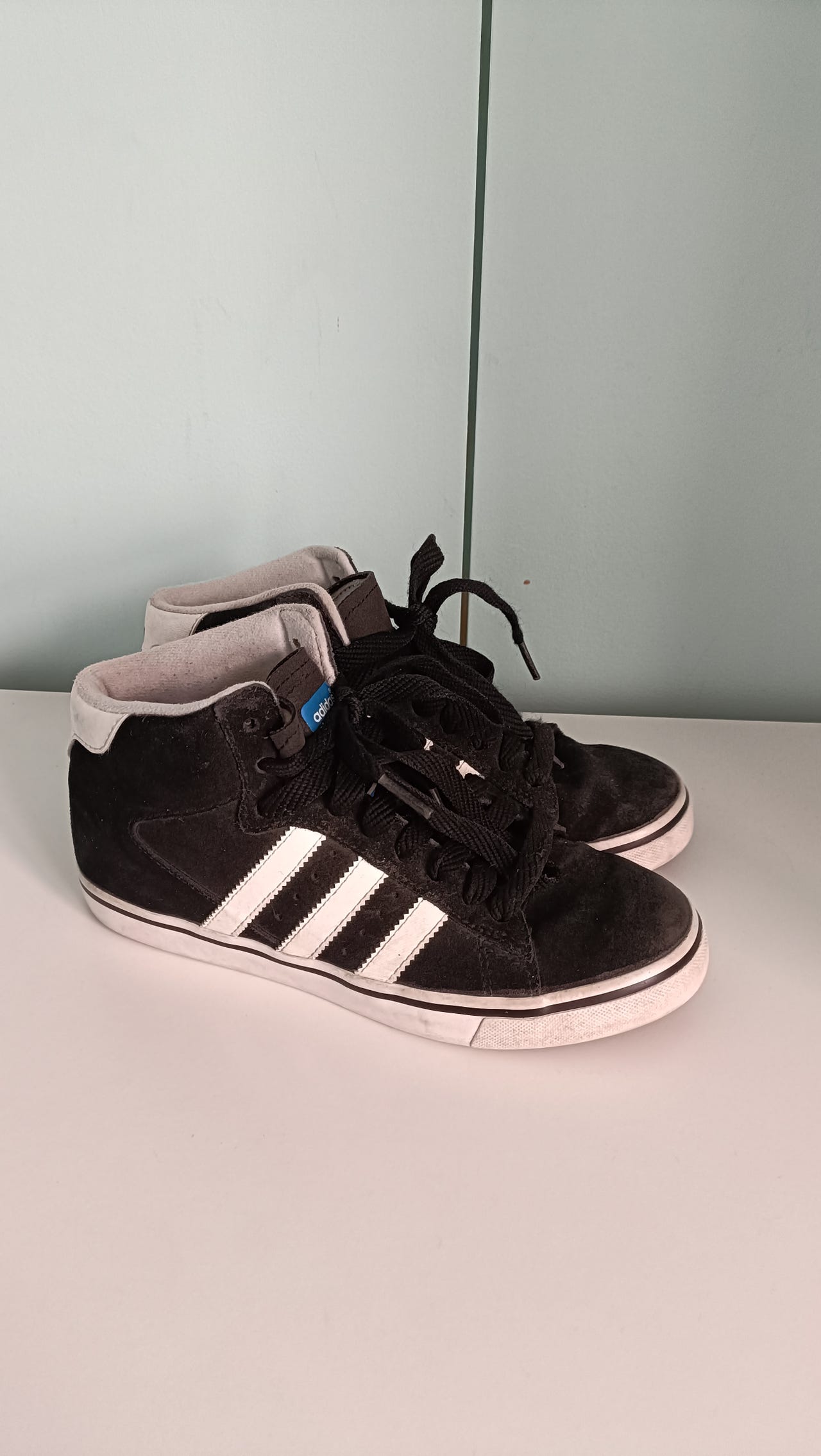 adidas gazelle silver green womens adidas Skateboarding
