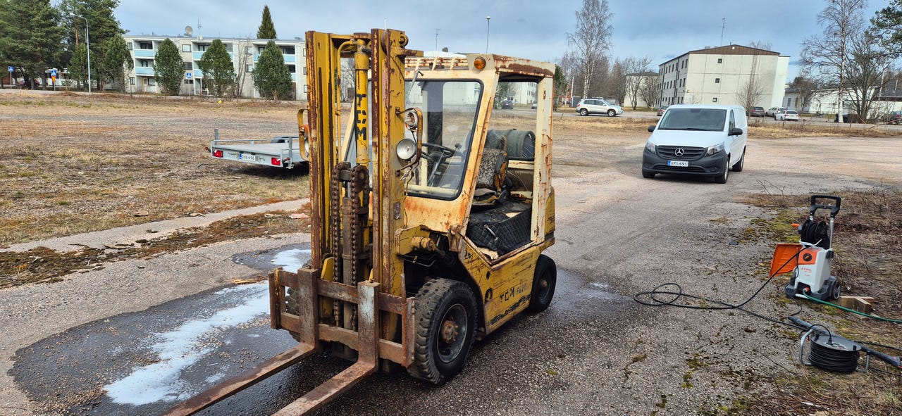 Trukki Tcm fg20